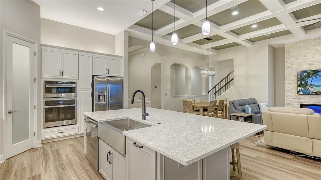 На продажу: $1,199,900 (5 спален, 4 ванн, 3134 Квадратных фут)