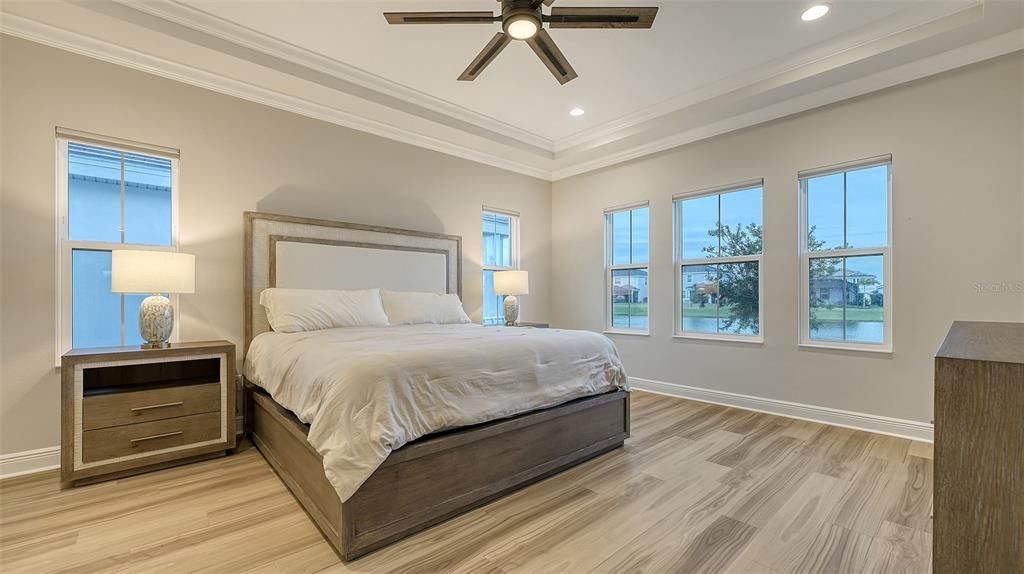 На продажу: $1,199,900 (5 спален, 4 ванн, 3134 Квадратных фут)