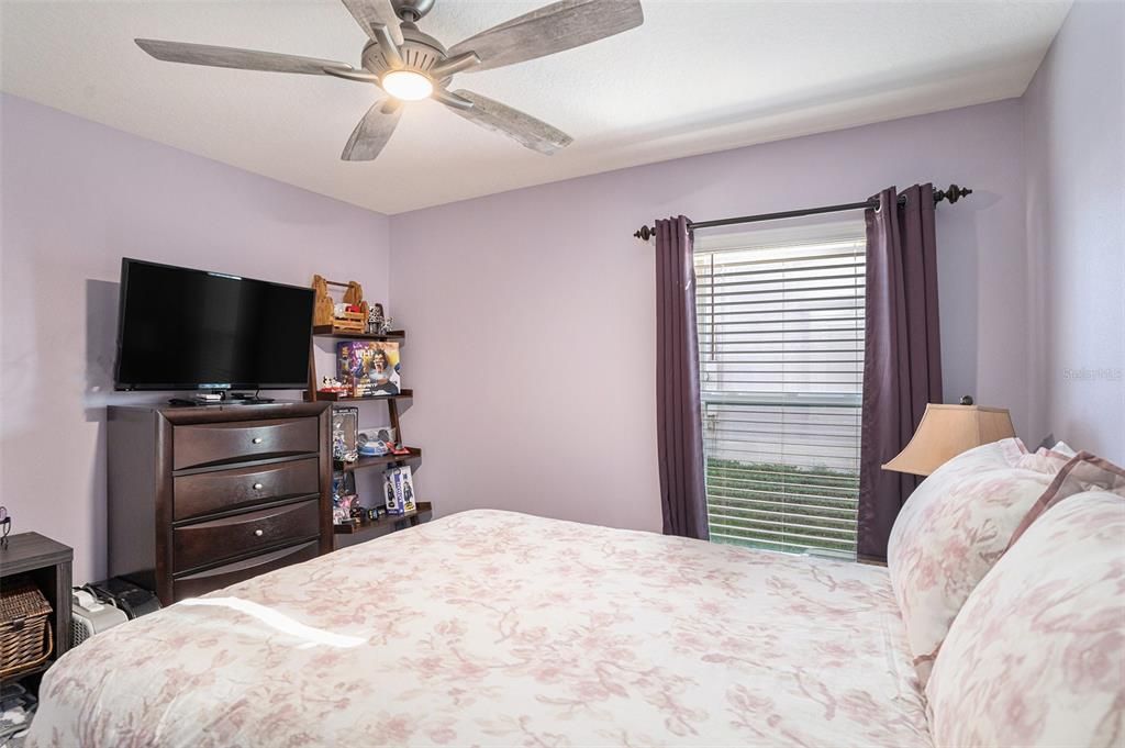 En Venta: $325,000 (4 camas, 2 baños, 1846 Pies cuadrados)