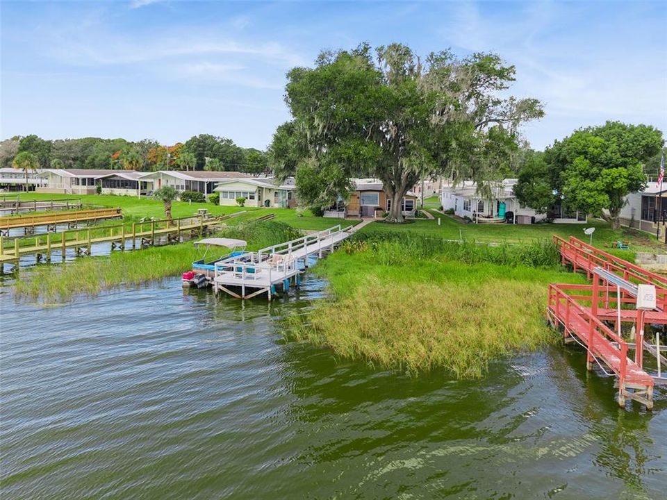 合同活跃: $225,000 (2 贝兹, 2 浴室, 1044 平方英尺)