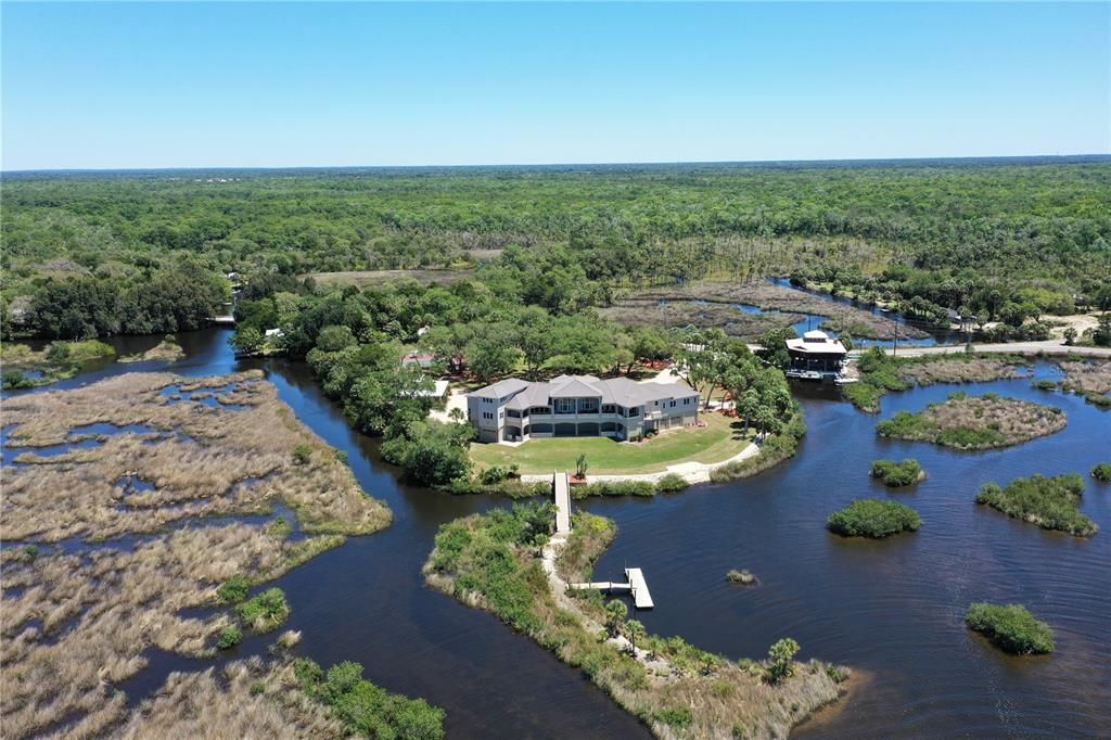 For Rent: $50,000 (5 beds, 5 baths, 8952 Square Feet)