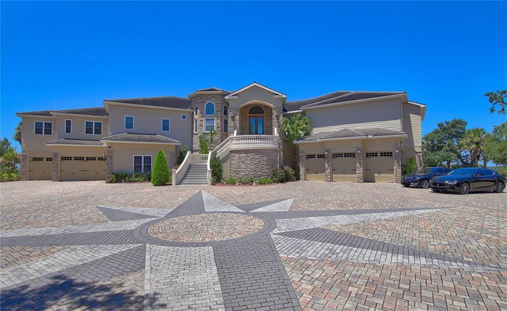 For Rent: $50,000 (5 beds, 5 baths, 8952 Square Feet)