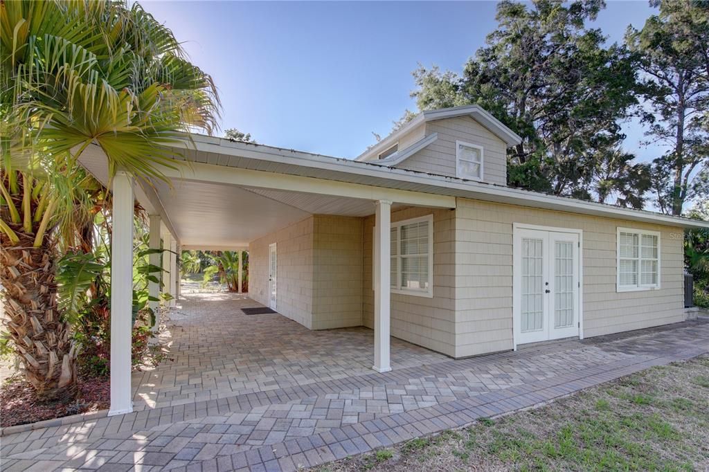 For Rent: $50,000 (5 beds, 5 baths, 8952 Square Feet)