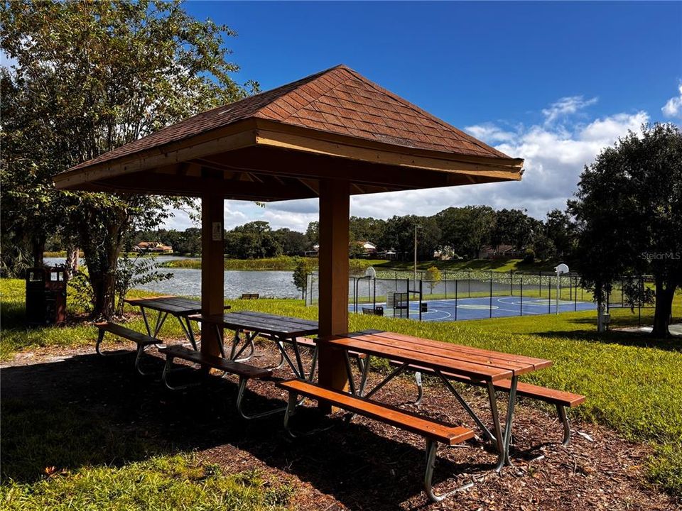 For Rent: $1,900 (2 beds, 2 baths, 1488 Square Feet)