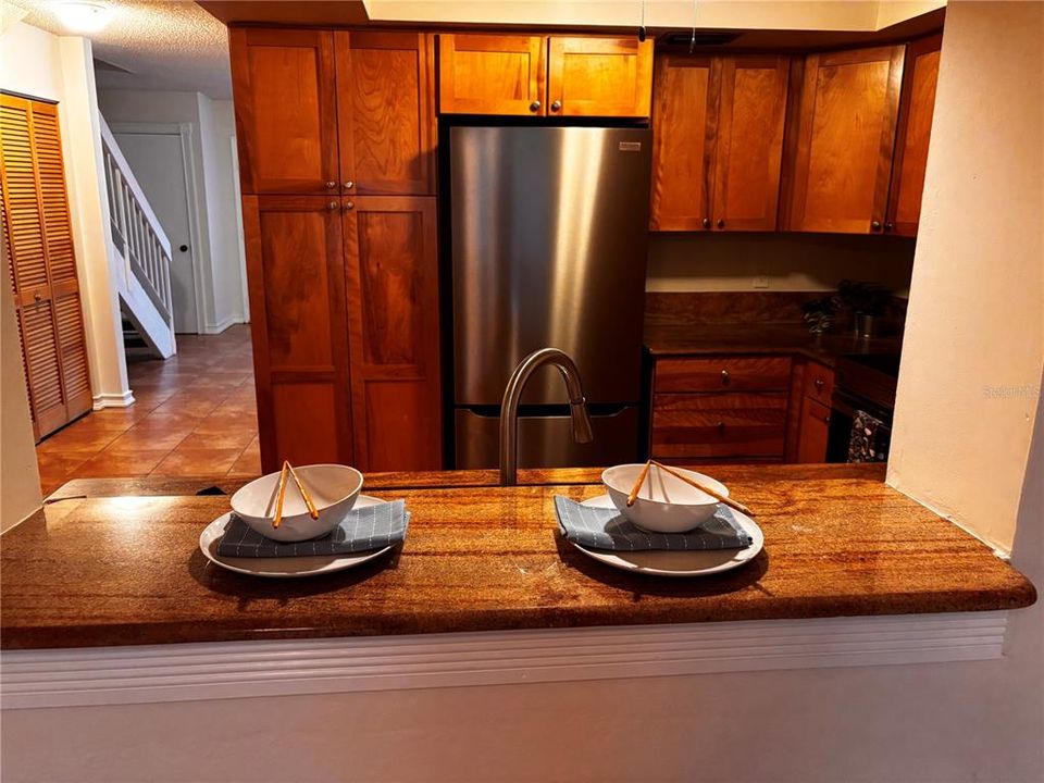 For Rent: $1,900 (2 beds, 2 baths, 1488 Square Feet)