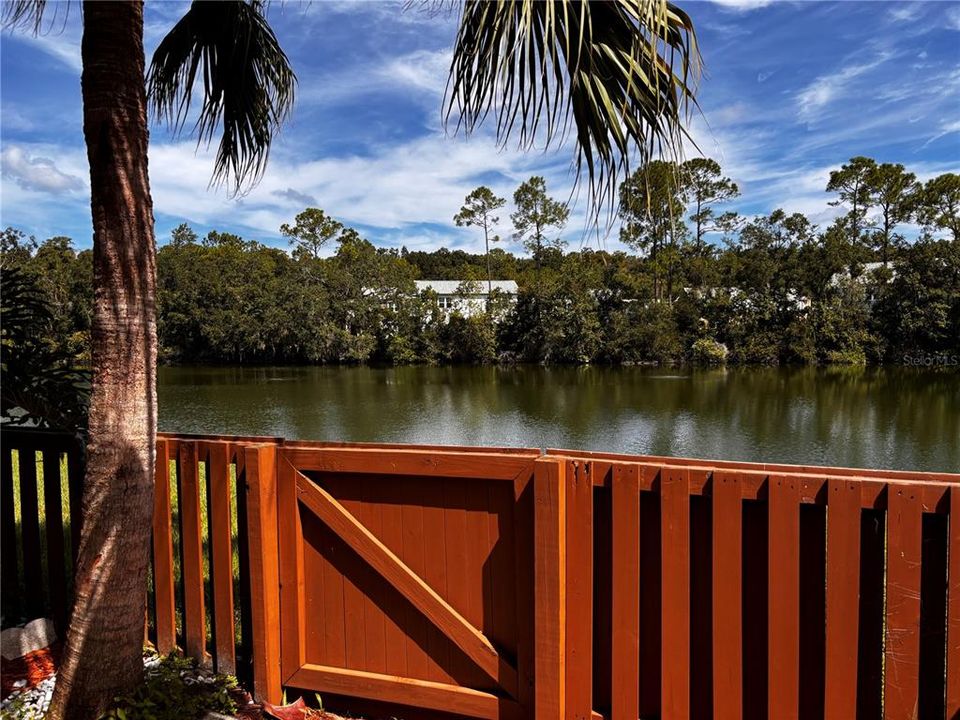 For Rent: $1,900 (2 beds, 2 baths, 1488 Square Feet)