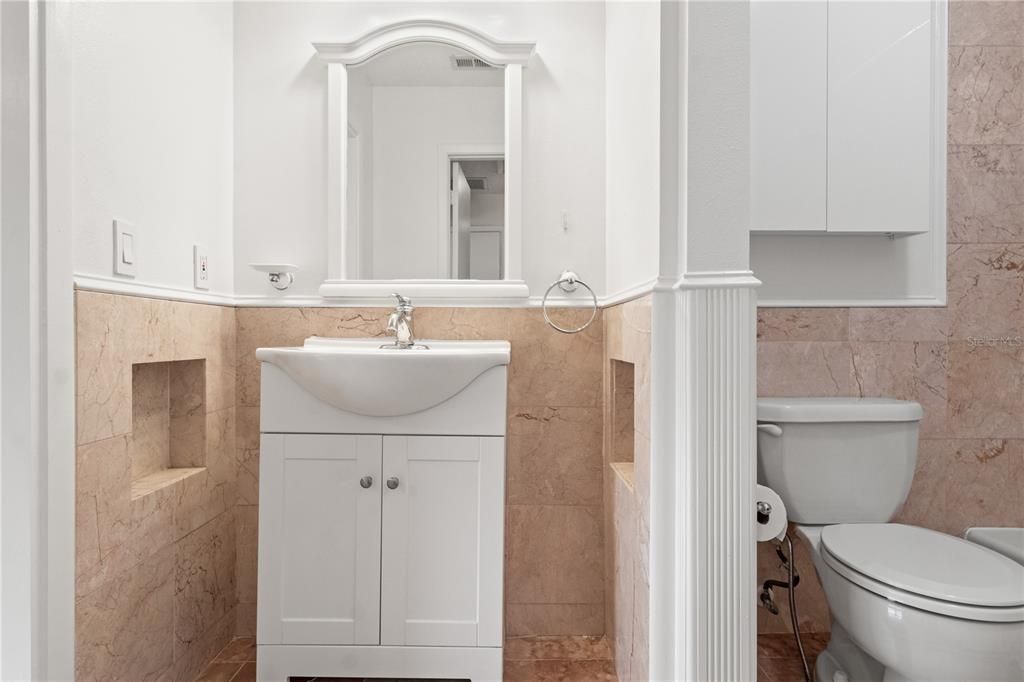 For Rent: $1,900 (2 beds, 2 baths, 1488 Square Feet)