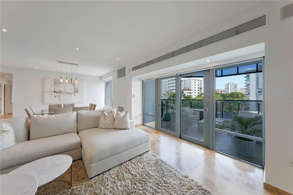 Active With Contract: $1,995,000 (4 beds, 3 baths, 2420 Square Feet)