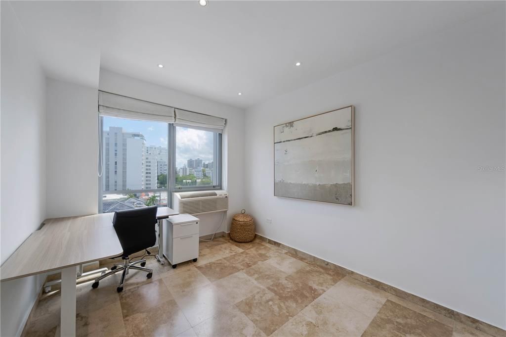 Active With Contract: $1,995,000 (4 beds, 3 baths, 2420 Square Feet)