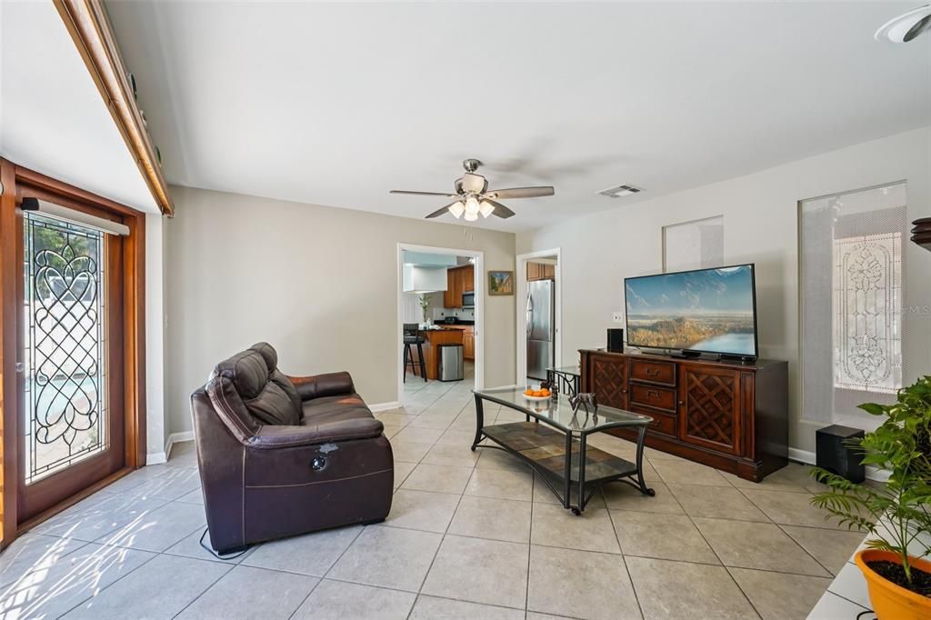 For Sale: $439,900 (3 beds, 2 baths, 2036 Square Feet)
