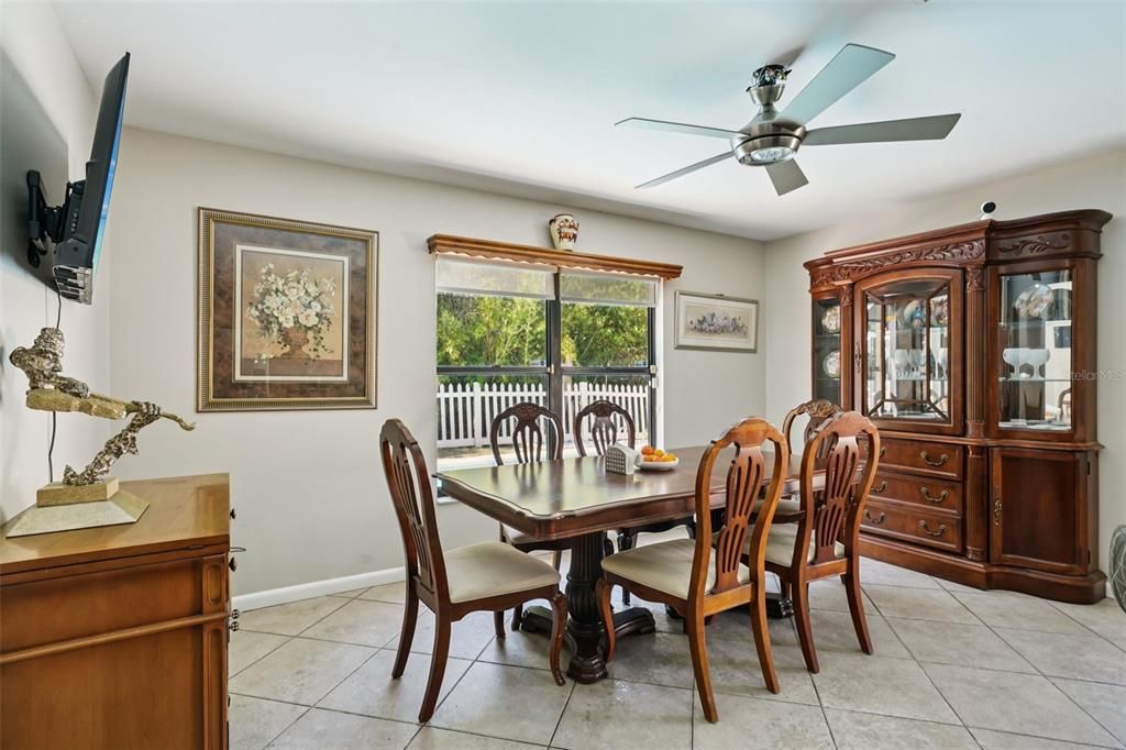 For Sale: $439,900 (3 beds, 2 baths, 2036 Square Feet)