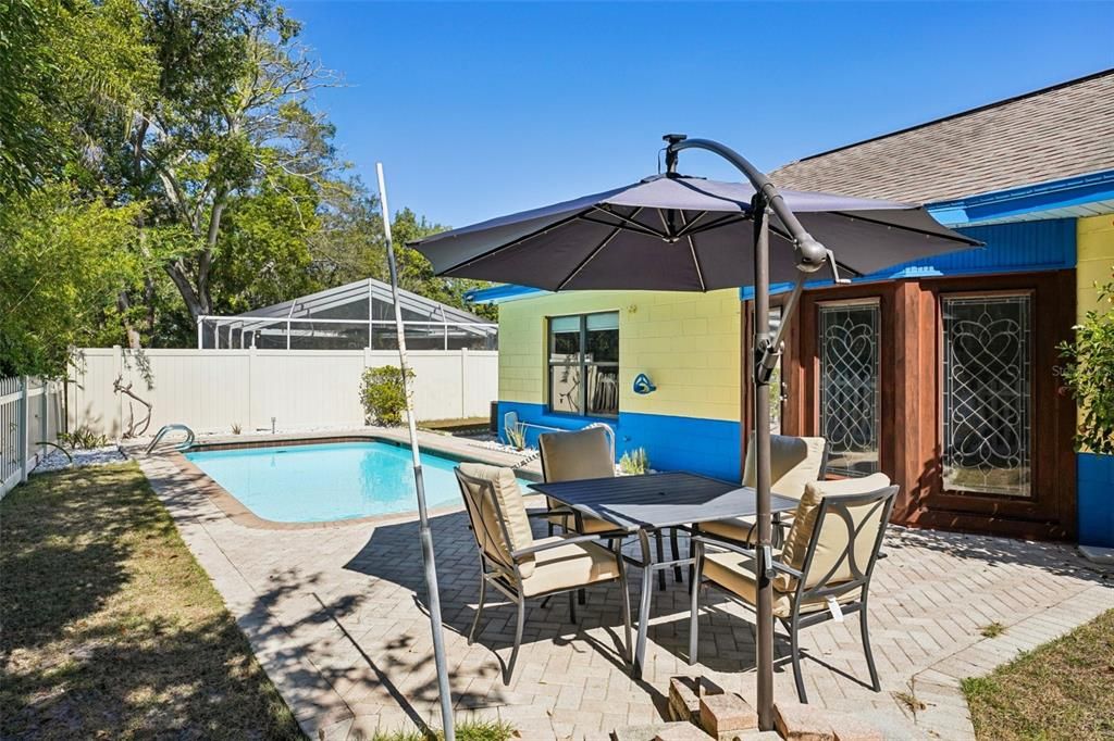 For Sale: $439,900 (3 beds, 2 baths, 2036 Square Feet)
