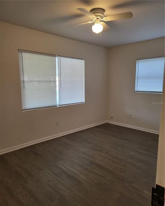 For Rent: $1,575 (2 beds, 1 baths, 975 Square Feet)
