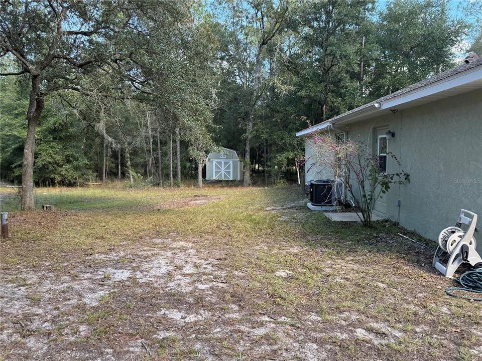 合同活跃: $371,474 (3 贝兹, 2 浴室, 2123 平方英尺)