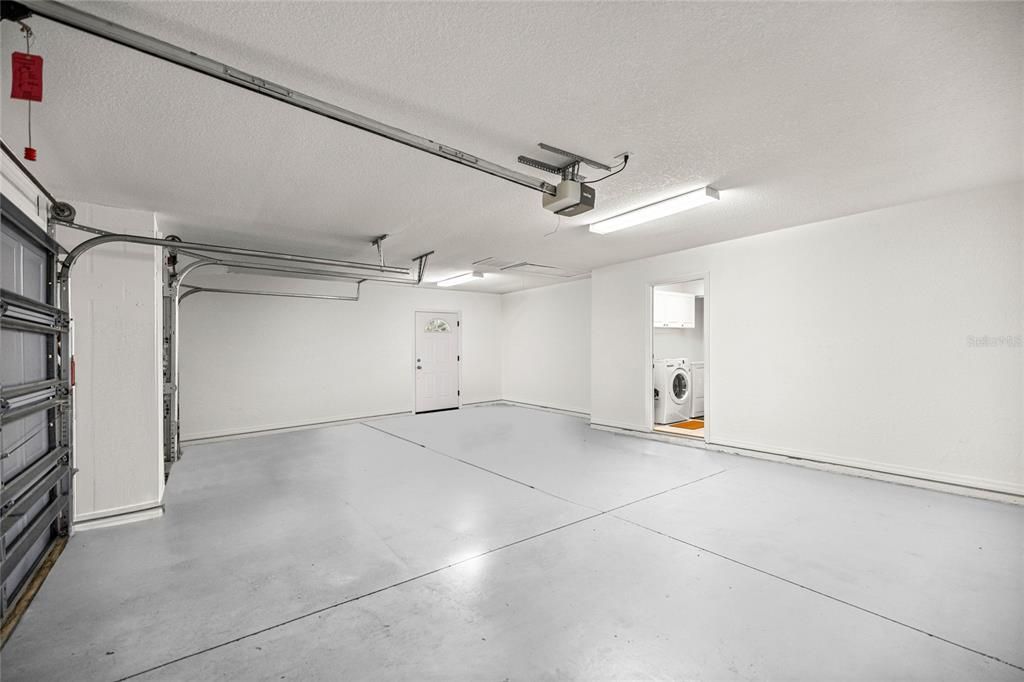 合同活跃: $371,474 (3 贝兹, 2 浴室, 2123 平方英尺)