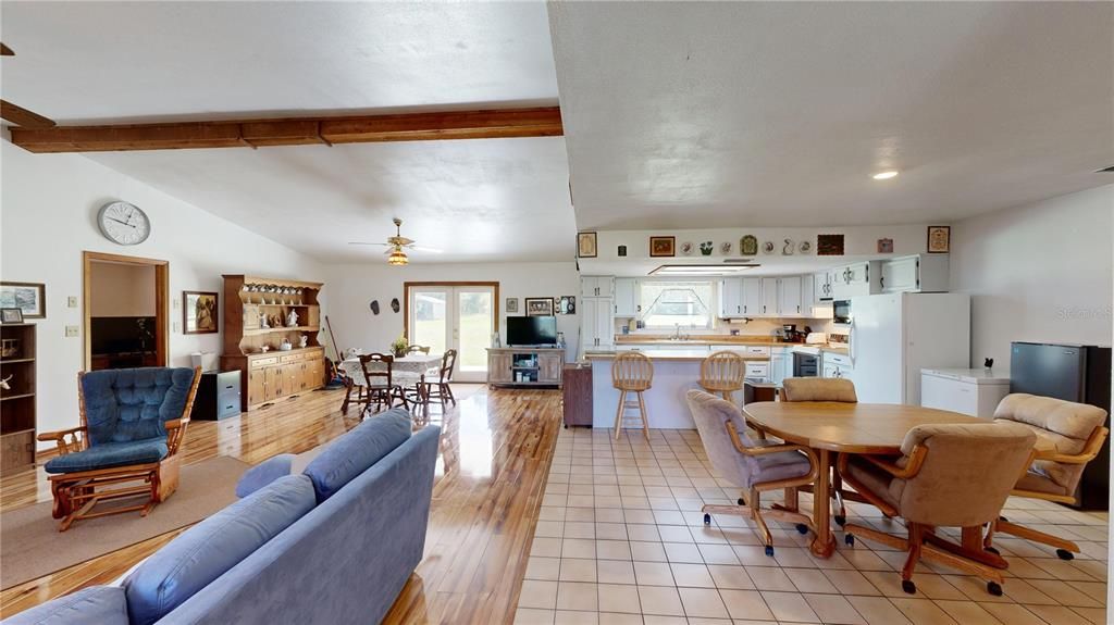 待售: $519,000 (3 贝兹, 2 浴室, 1944 平方英尺)