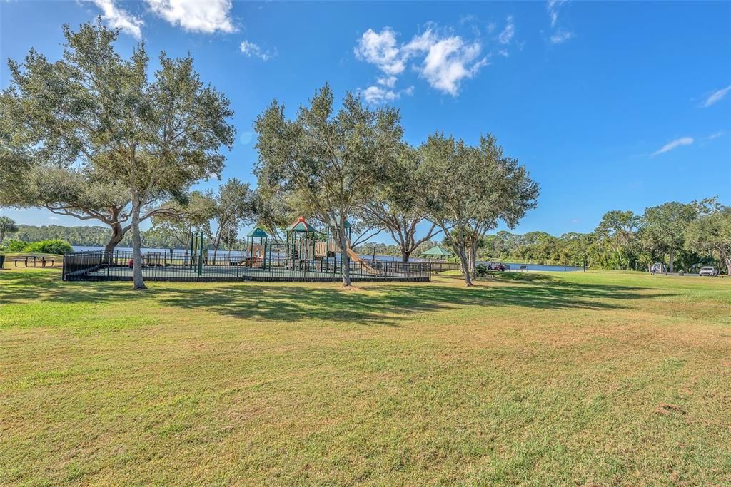 For Sale: $435,000 (4 beds, 2 baths, 2257 Square Feet)