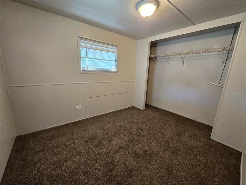 For Sale: $148,000 (2 beds, 1 baths, 1030 Square Feet)