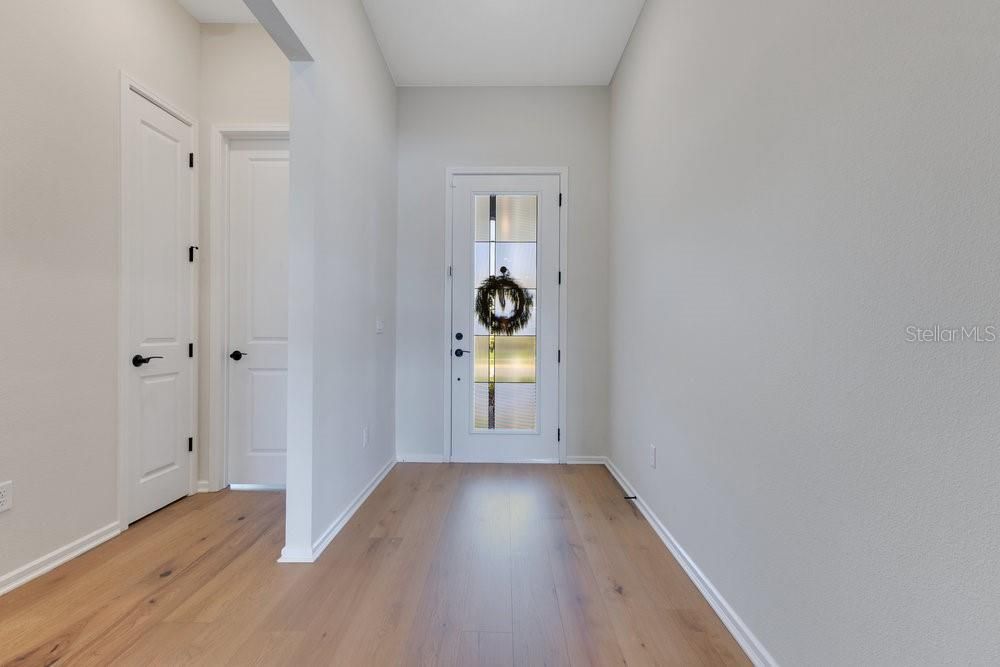 For Sale: $949,000 (4 beds, 3 baths, 2743 Square Feet)