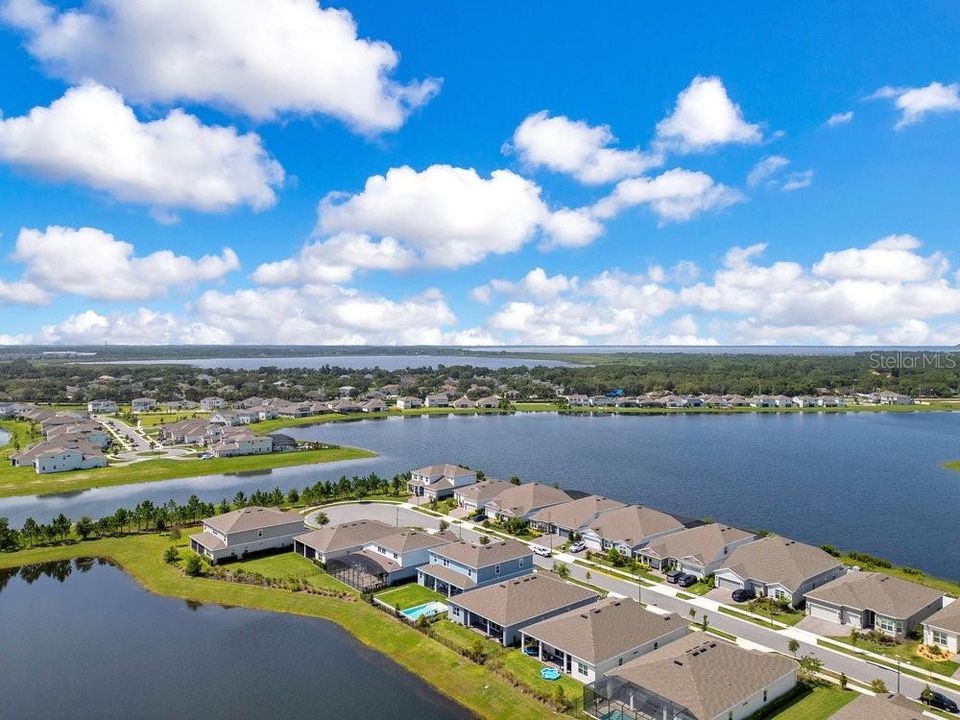 For Sale: $949,000 (4 beds, 3 baths, 2743 Square Feet)