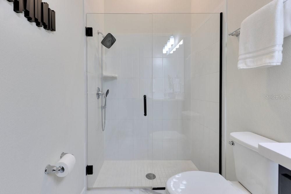 For Sale: $949,000 (4 beds, 3 baths, 2743 Square Feet)