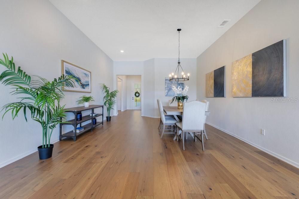 For Sale: $949,000 (4 beds, 3 baths, 2743 Square Feet)