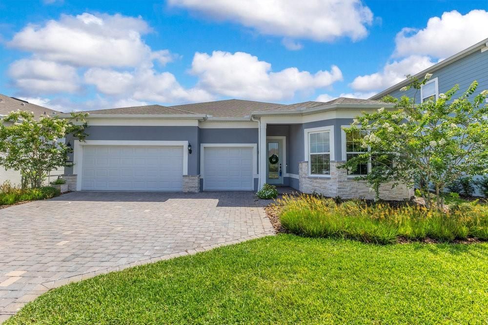 For Sale: $949,000 (4 beds, 3 baths, 2743 Square Feet)