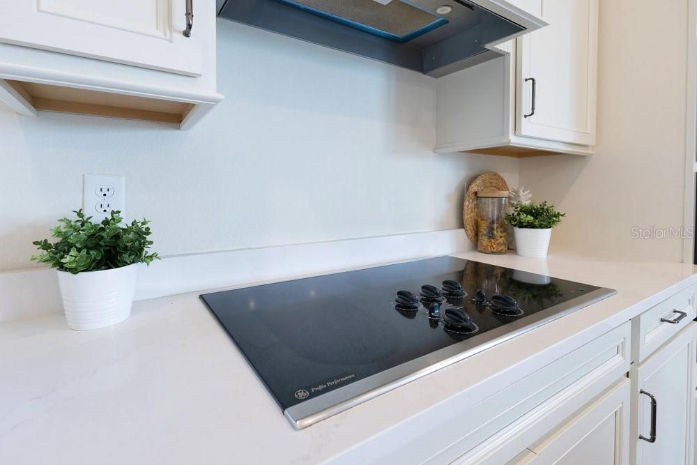 For Sale: $949,000 (4 beds, 3 baths, 2743 Square Feet)