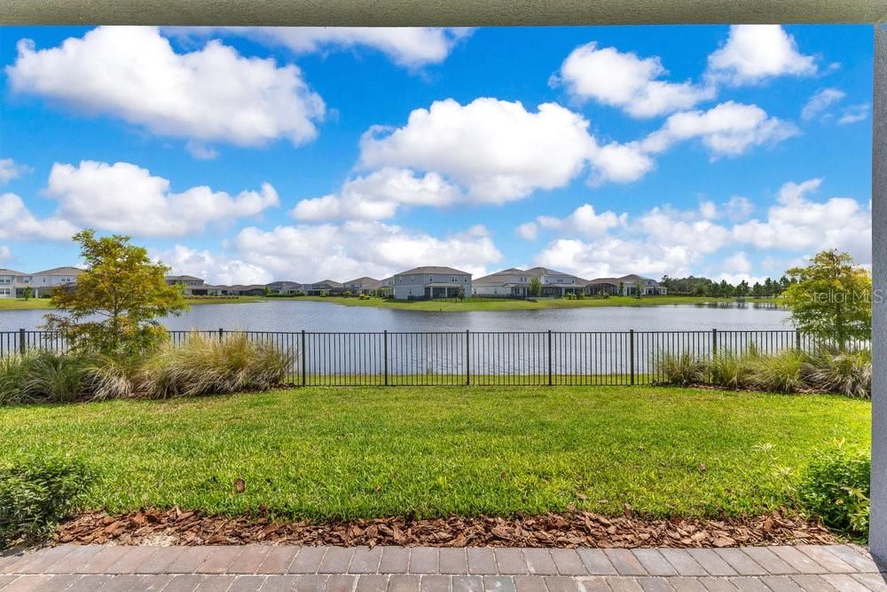 For Sale: $949,000 (4 beds, 3 baths, 2743 Square Feet)