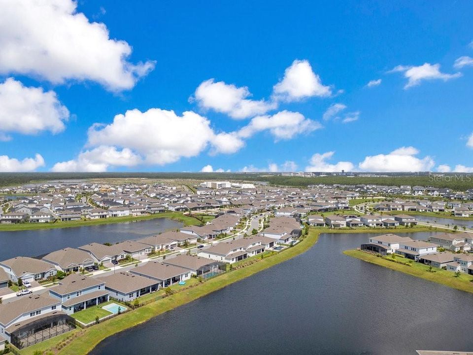 For Sale: $949,000 (4 beds, 3 baths, 2743 Square Feet)