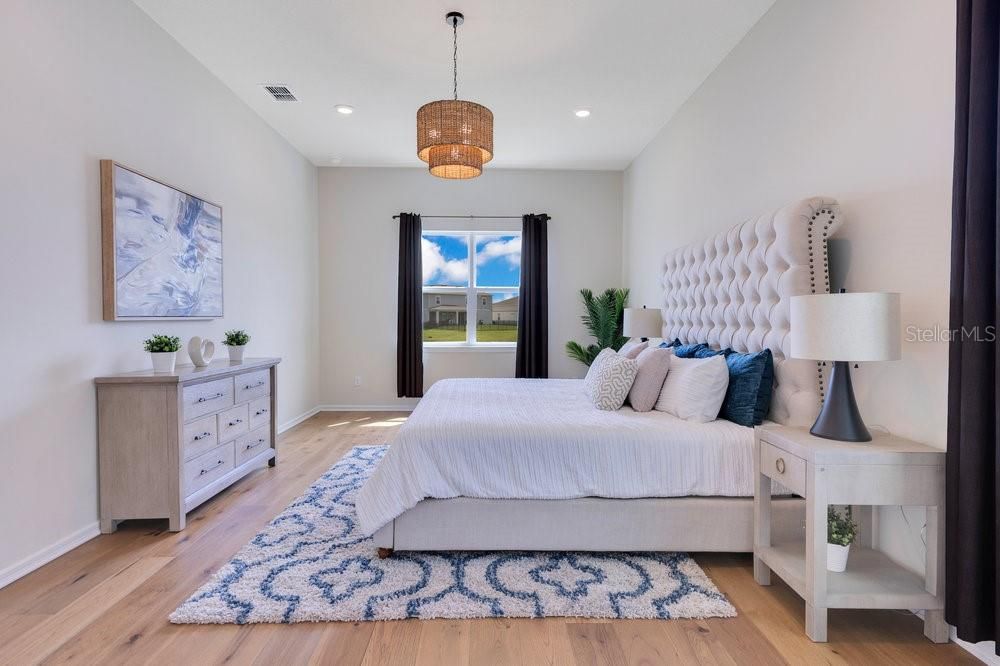 For Sale: $949,000 (4 beds, 3 baths, 2743 Square Feet)