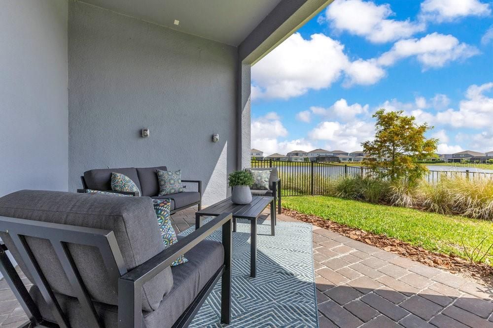 For Sale: $949,000 (4 beds, 3 baths, 2743 Square Feet)