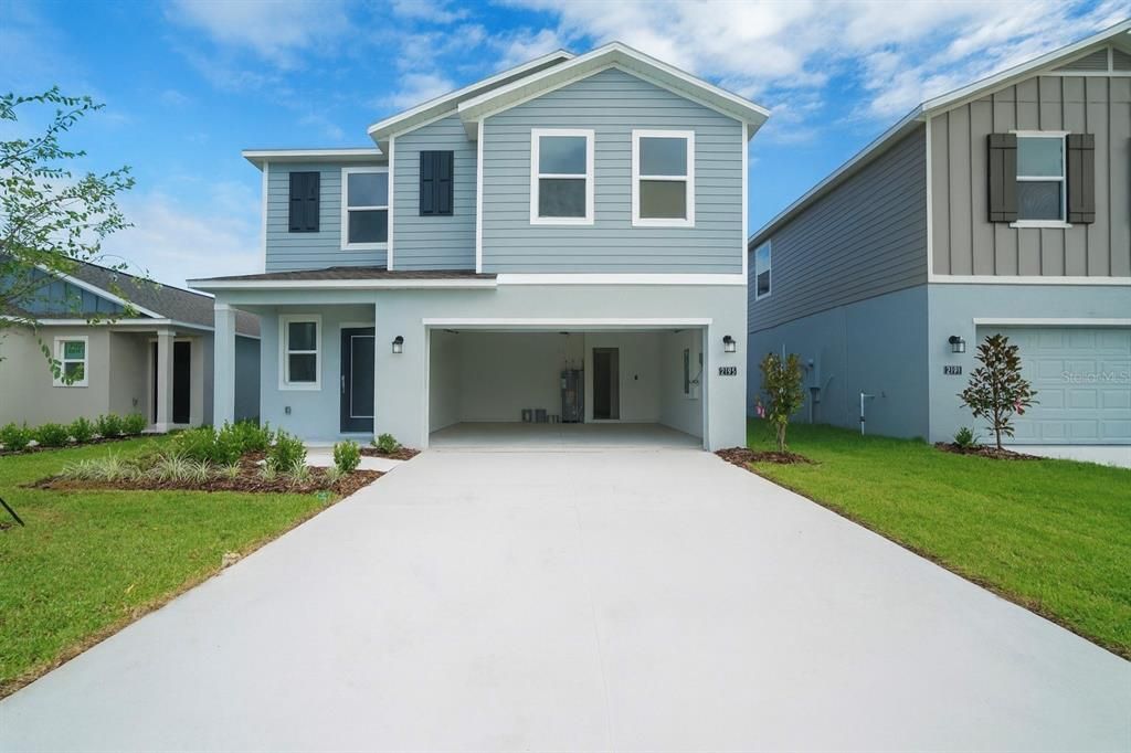 合同活跃: $1,900 (5 贝兹, 2 浴室, 2112 平方英尺)