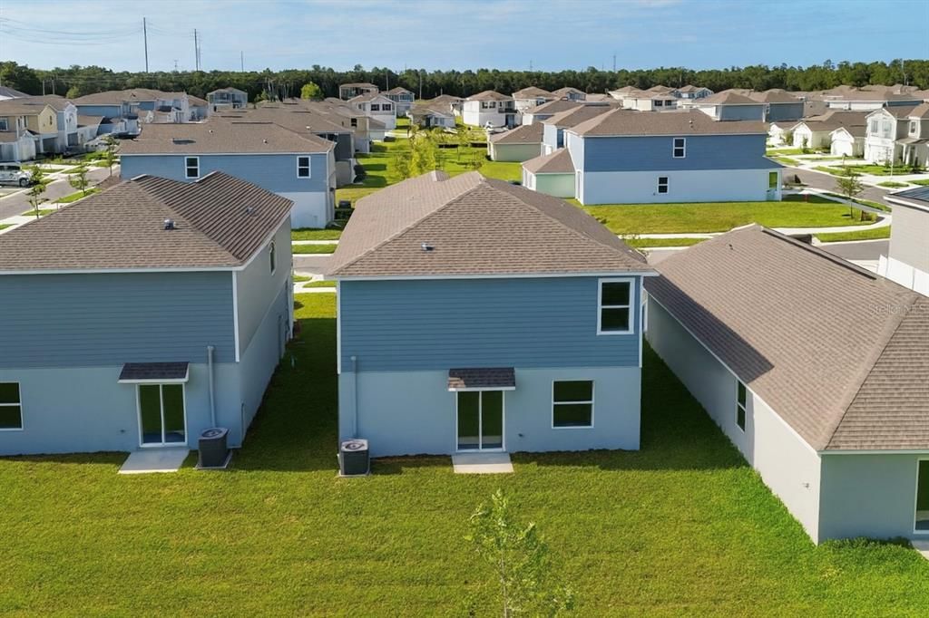 合同活跃: $1,900 (5 贝兹, 2 浴室, 2112 平方英尺)