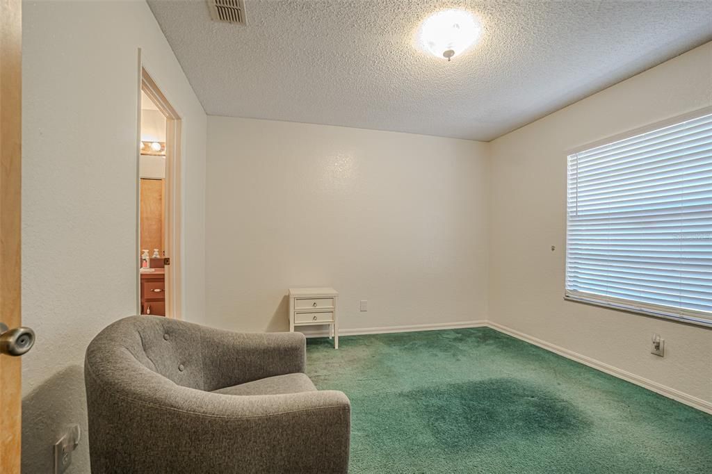 For Sale: $341,000 (3 beds, 2 baths, 1244 Square Feet)