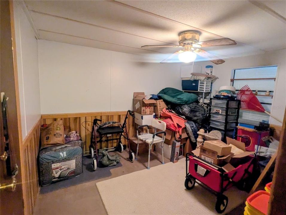 For Sale: $219,900 (3 beds, 2 baths, 1592 Square Feet)