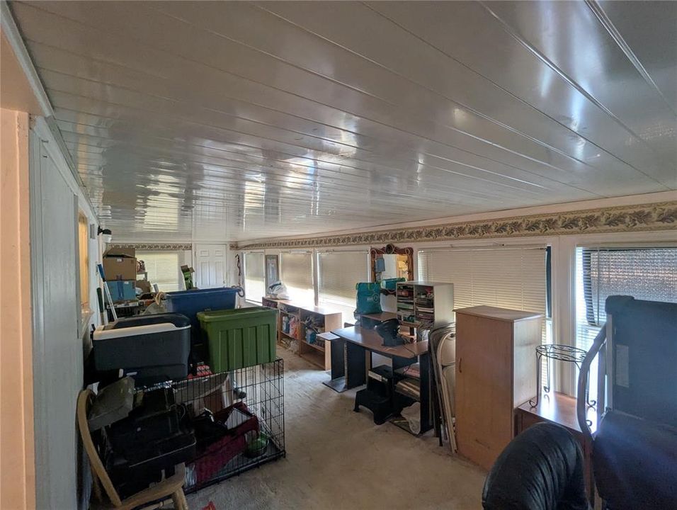 For Sale: $219,900 (3 beds, 2 baths, 1592 Square Feet)