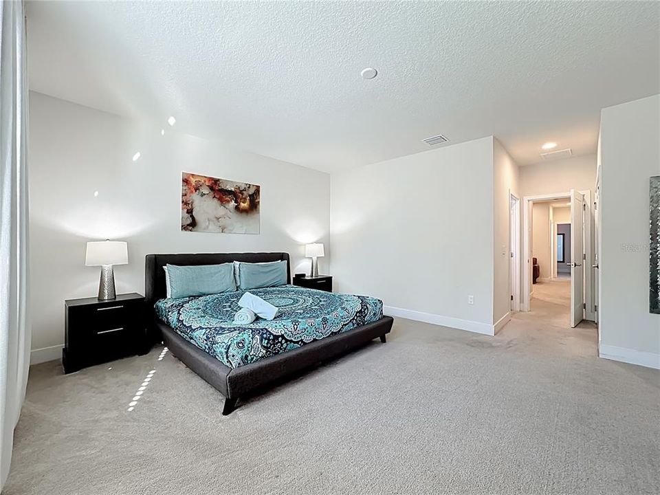 На продажу: $389,000 (3 спален, 3 ванн, 1852 Квадратных фут)