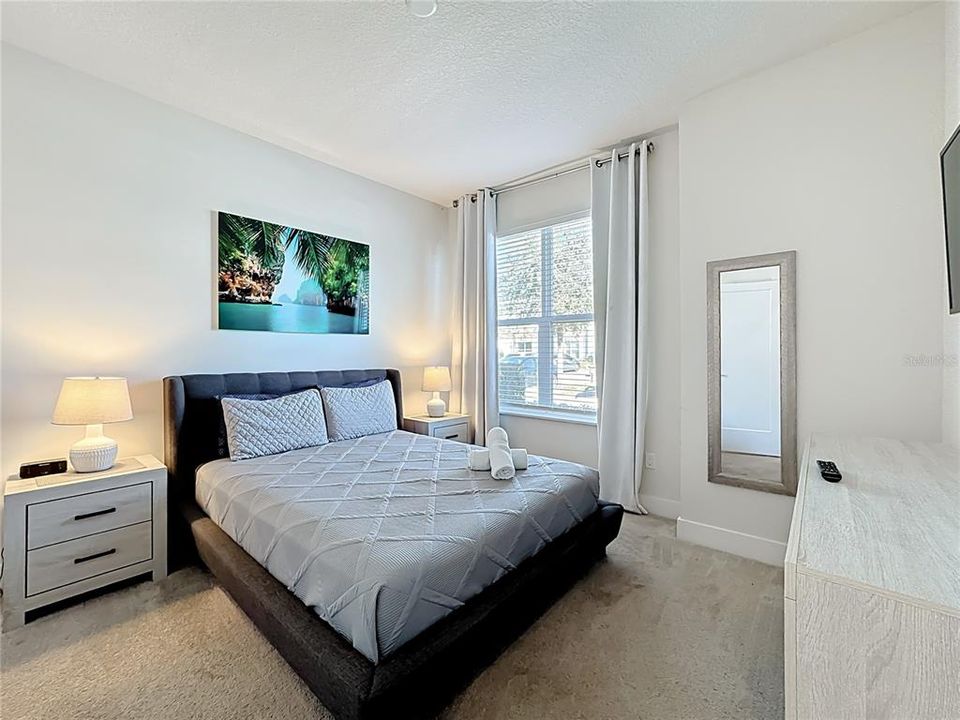 На продажу: $389,000 (3 спален, 3 ванн, 1852 Квадратных фут)