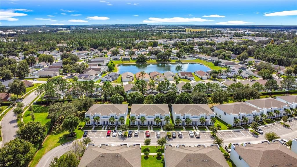 На продажу: $389,000 (3 спален, 3 ванн, 1852 Квадратных фут)