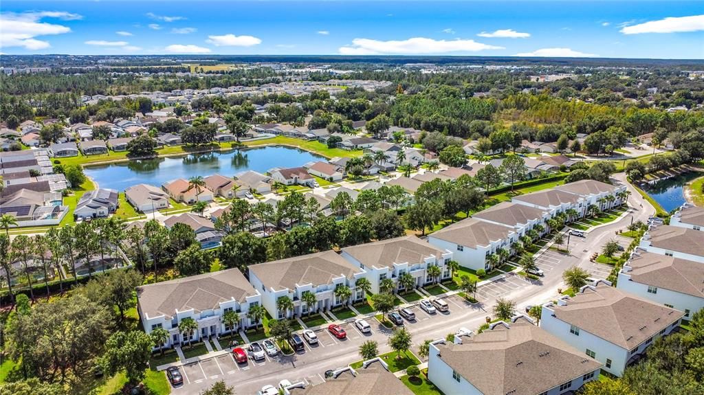 На продажу: $389,000 (3 спален, 3 ванн, 1852 Квадратных фут)