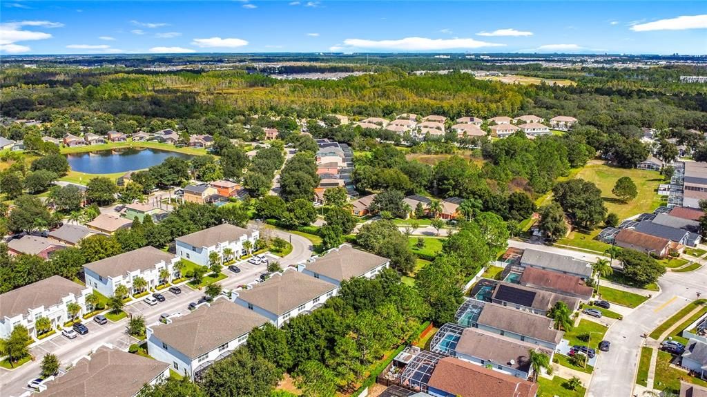 На продажу: $389,000 (3 спален, 3 ванн, 1852 Квадратных фут)