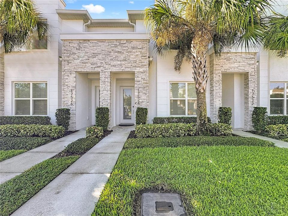 На продажу: $389,000 (3 спален, 3 ванн, 1852 Квадратных фут)