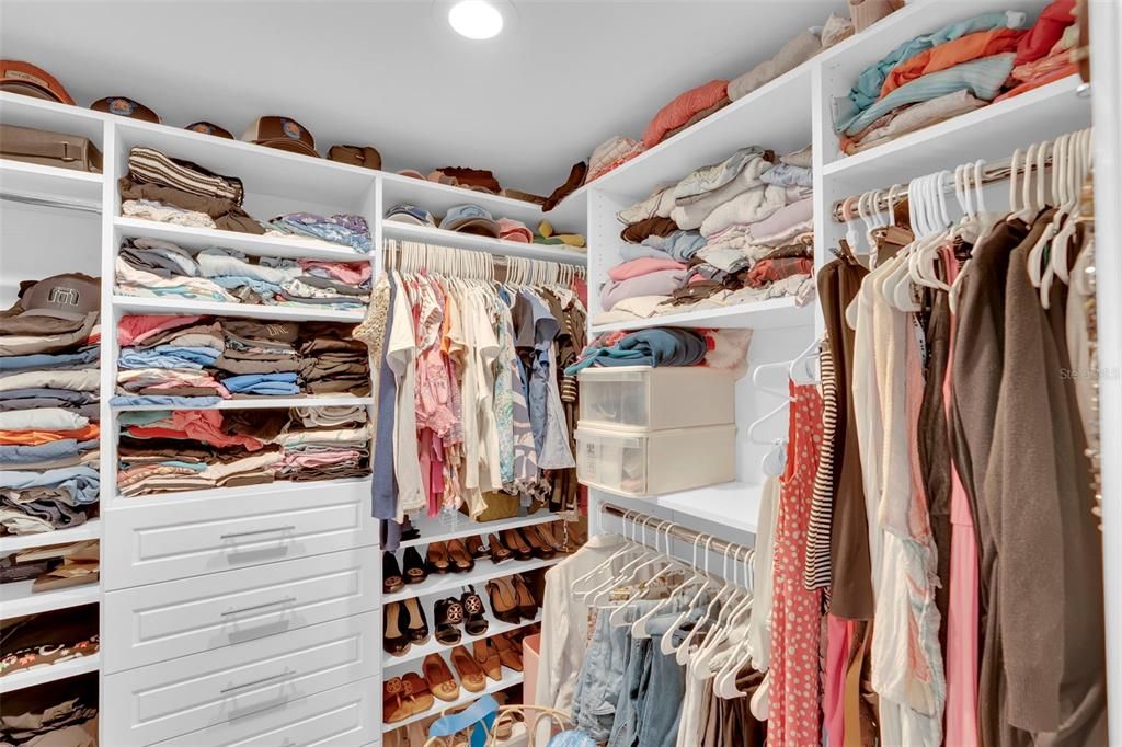 待售: $379,000 (2 贝兹, 2 浴室, 2046 平方英尺)