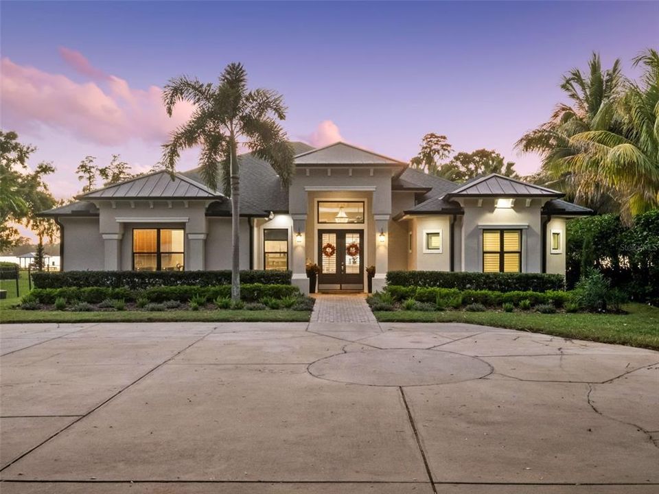 For Sale: $2,395,000 (4 beds, 3 baths, 2426 Square Feet)