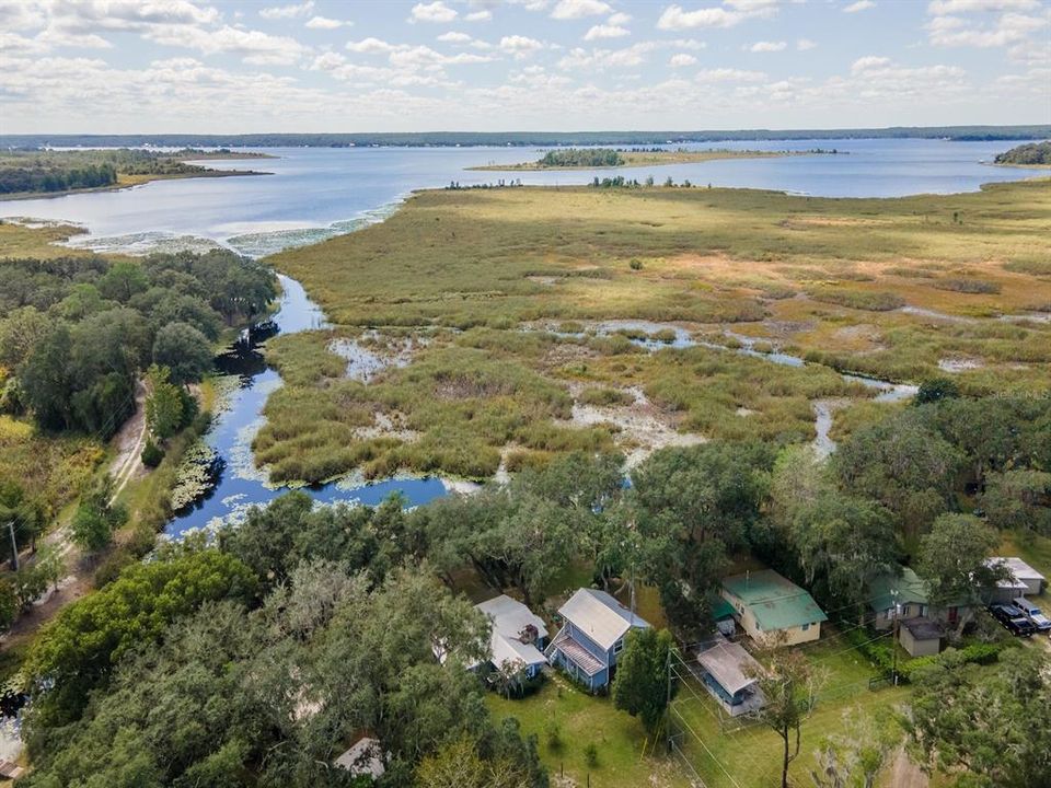 Activo con contrato: $290,000 (3 camas, 1 baños, 1276 Pies cuadrados)