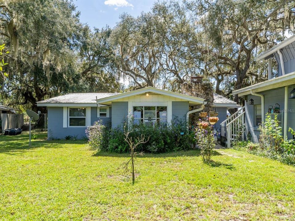 Activo con contrato: $290,000 (3 camas, 1 baños, 1276 Pies cuadrados)