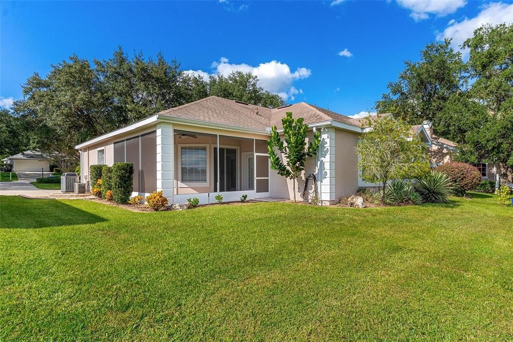 合同活跃: $255,000 (2 贝兹, 2 浴室, 1500 平方英尺)