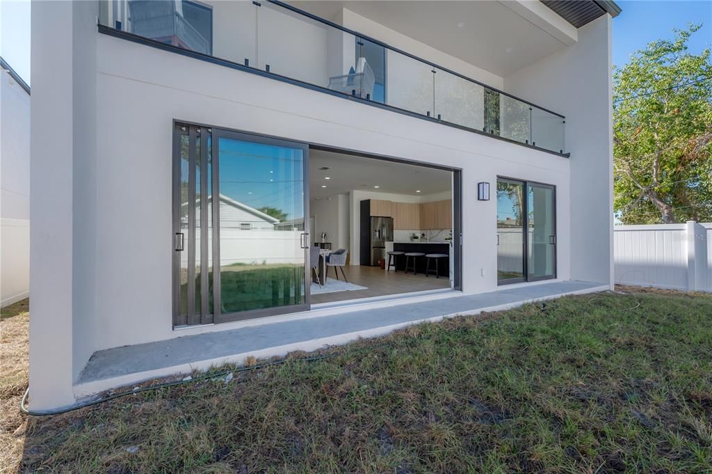 For Rent: $5,350 (4 beds, 3 baths, 2434 Square Feet)