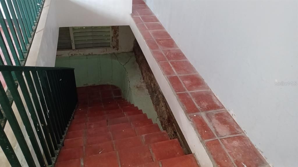 For Sale: $155,000 (2 beds, 2 baths, 3000 Square Feet)